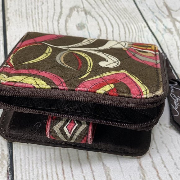 Vera Bradley Bifold Wallet in Puccini - RED/BROWN/YELLOW/WHITE Retired Pattern - Picture 2 of 6